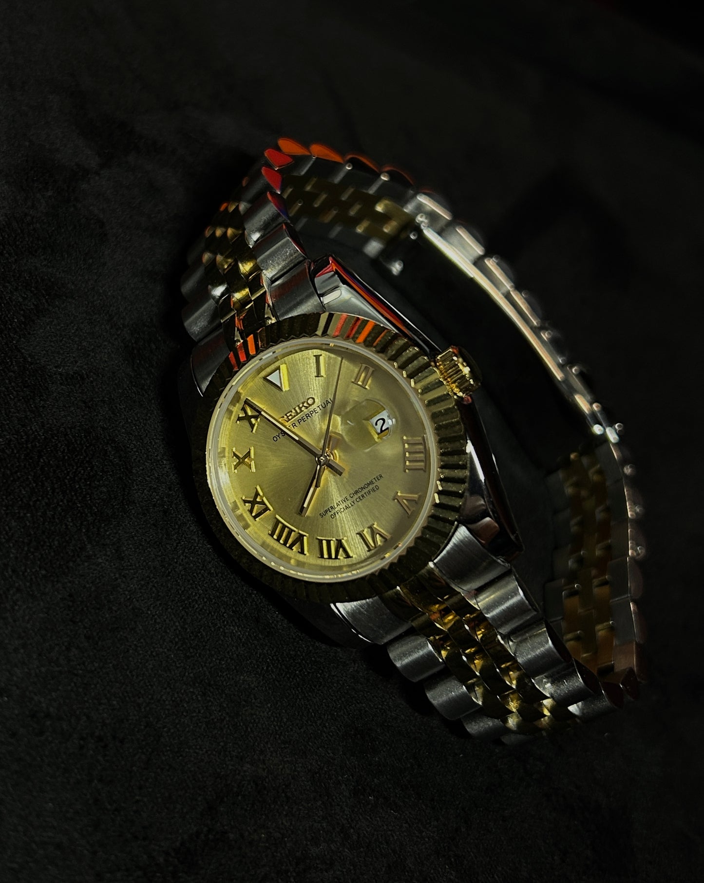 IHMjust™ For Her Roman Gold Dial