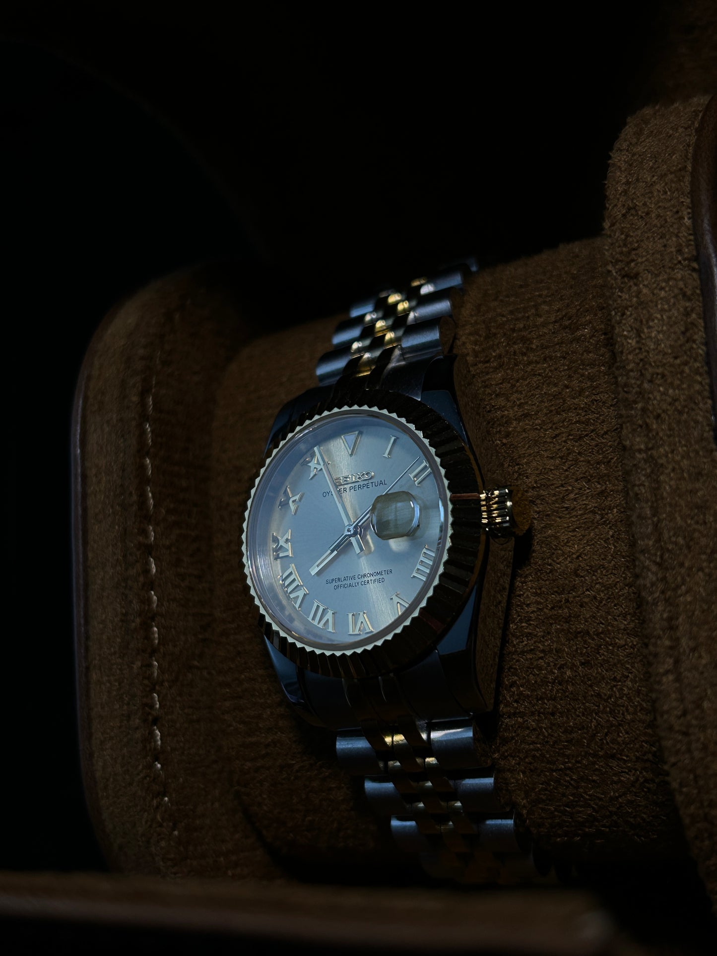 IHMjust™ For Her Roman Gold Dial